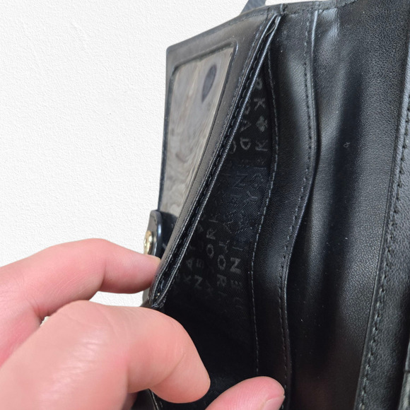 Kate Spade Wellesley Stacy Black Pebbled Leather Wallet Bifold Snap Closure - Picture 10 of 11